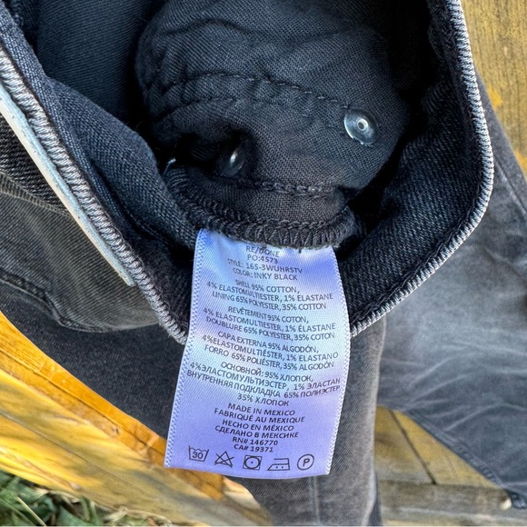 70s High-Rise Stove Pipe Jeans - Picture 4 of 7